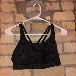 Lululemon Size 8 Gray Leopard Energy Bra